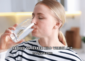 Sadece Su İçerek Kilo Verilir mi?